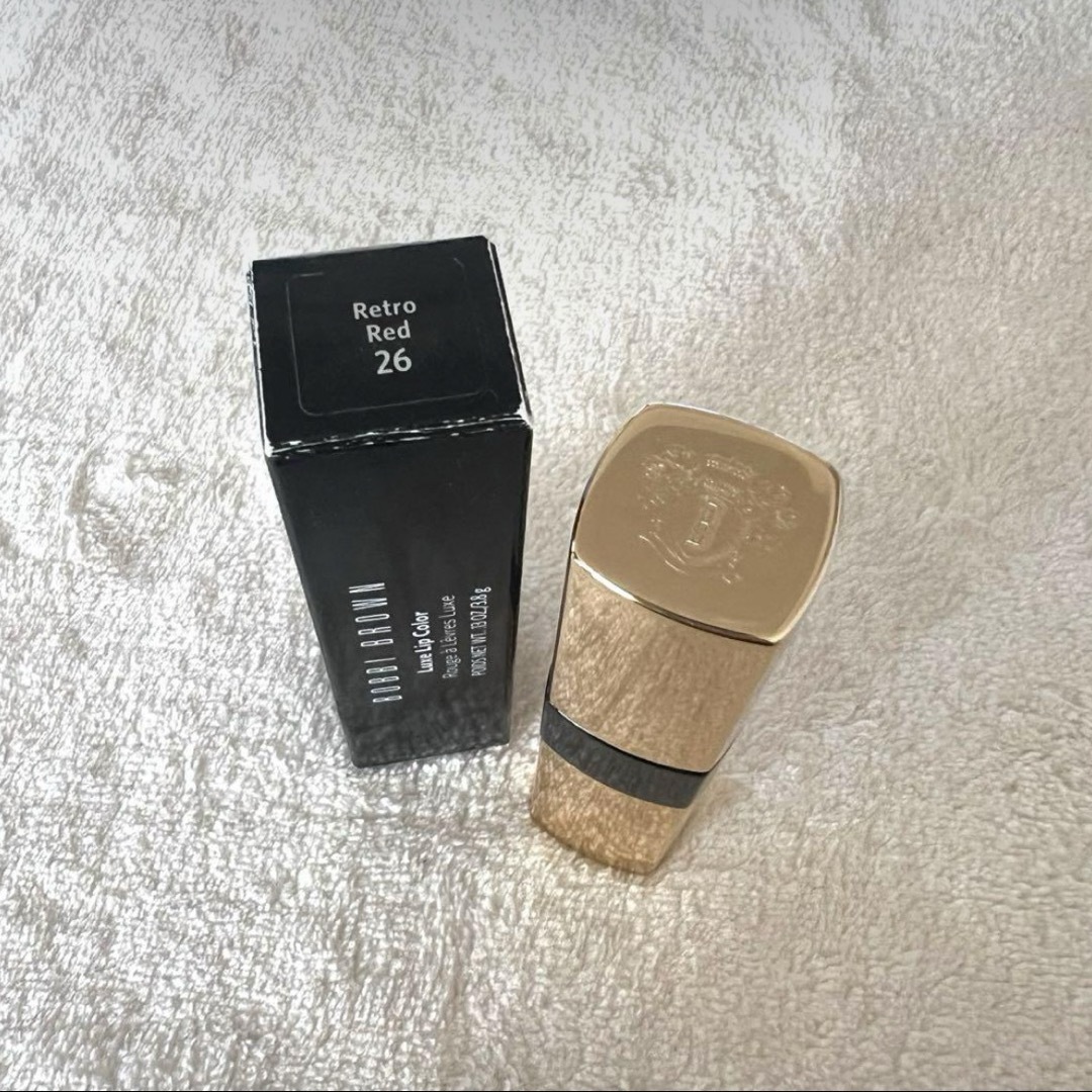 BOBBI BROWN(ボビイブラウン)の未使用 BOBBI BROWN リュクス リップ カラー 26 レトロレッド コスメ/美容のベースメイク/化粧品(口紅)の商品写真