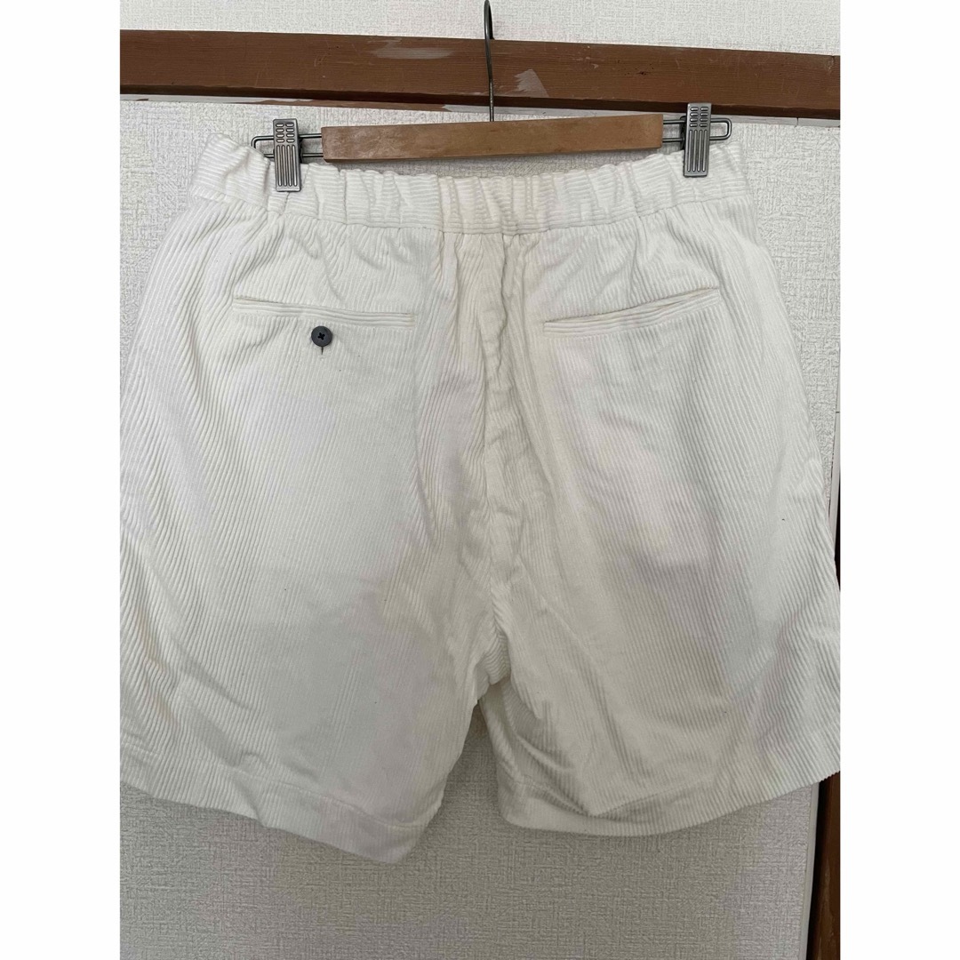 UNITED ARROWS(ユナイテッドアローズ)のUNITED ARROWS ショーツ　Msize white メンズのパンツ(ショートパンツ)の商品写真