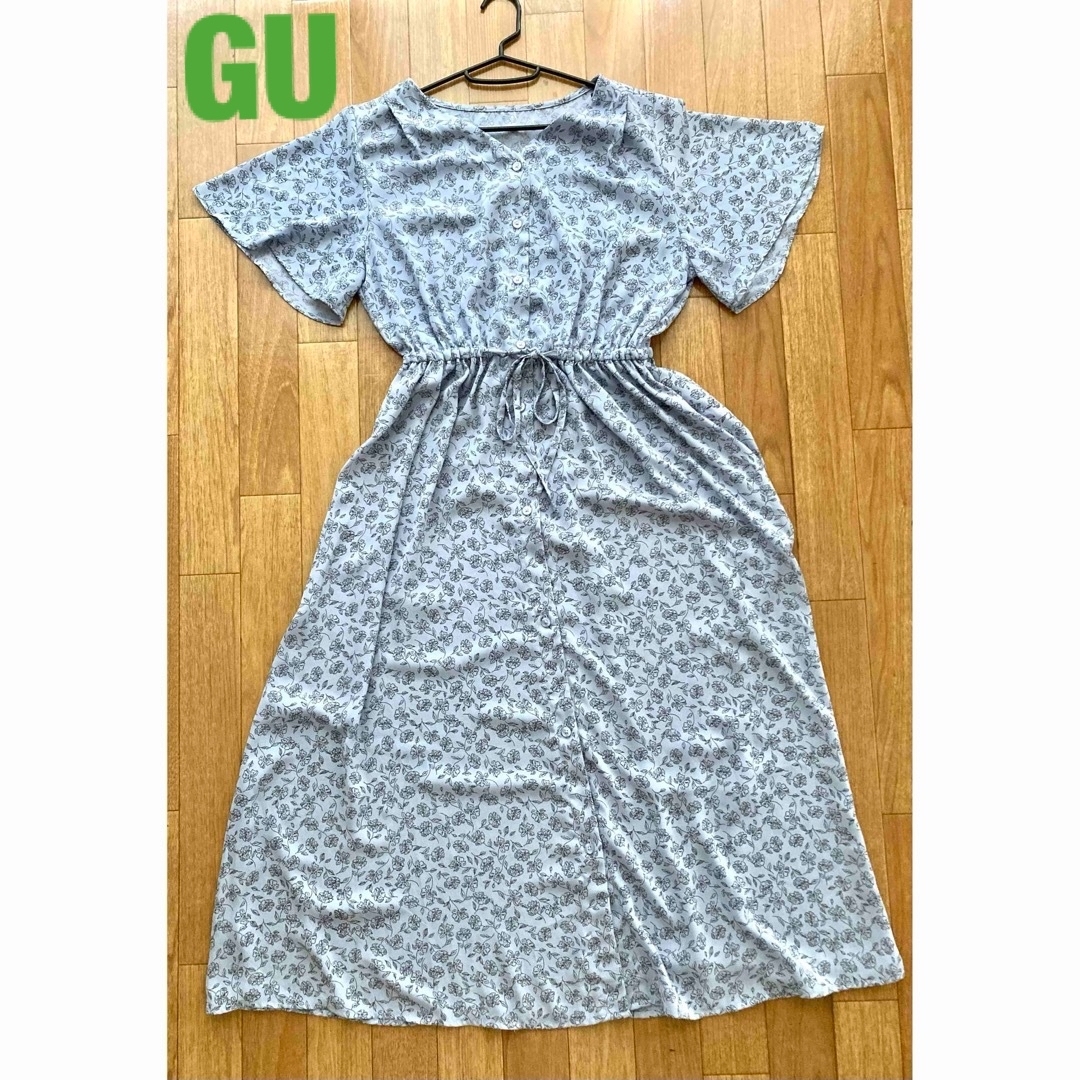 GU(ジーユー)のGU半袖　レディース花柄ワンピース レディースのワンピース(ロングワンピース/マキシワンピース)の商品写真