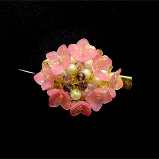 紫陽花ヘアクリップ２　ハンドメイド　プラ板　レジン(ヘアアクセサリー)