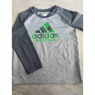 アディダス(adidas)の美品　アディダス　サッカー　ロンT  4Y 110〜120(Tシャツ/カットソー)