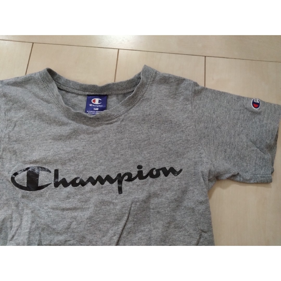 Champion(チャンピオン)のチャンピオン　Tシャツ　キッズ　140cm 2枚セット キッズ/ベビー/マタニティのキッズ服男の子用(90cm~)(Tシャツ/カットソー)の商品写真