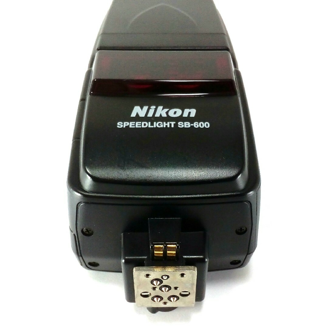 Nikon(ニコン)のジャンク Nikon SB-600 スピードライト 動作不良あり！修理部品取り用 スマホ/家電/カメラのカメラ(その他)の商品写真