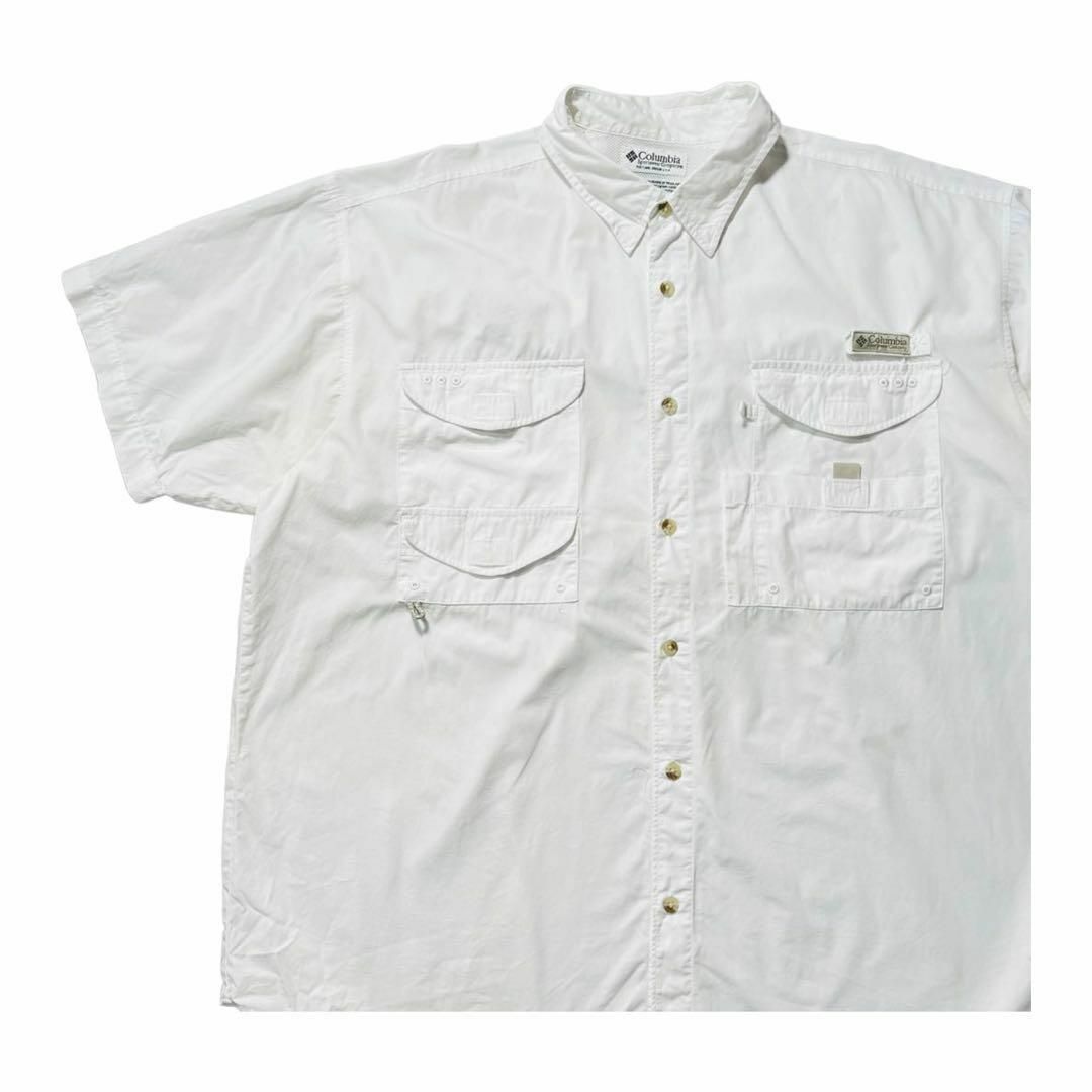 Columbia(コロンビア)の【Columbia PFG】コロンビアホワイトフィッシングシャツ 半袖古着 メンズのトップス(Tシャツ/カットソー(半袖/袖なし))の商品写真
