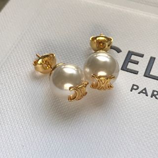 Celineセリーヌ　パール　ピアス