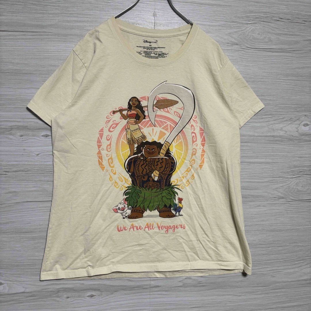 Disney(ディズニー)の【入手困難】ディズニー　モアナと伝説の海　Tシャツ　2XLサイズ　海外輸入　レア メンズのトップス(Tシャツ/カットソー(半袖/袖なし))の商品写真