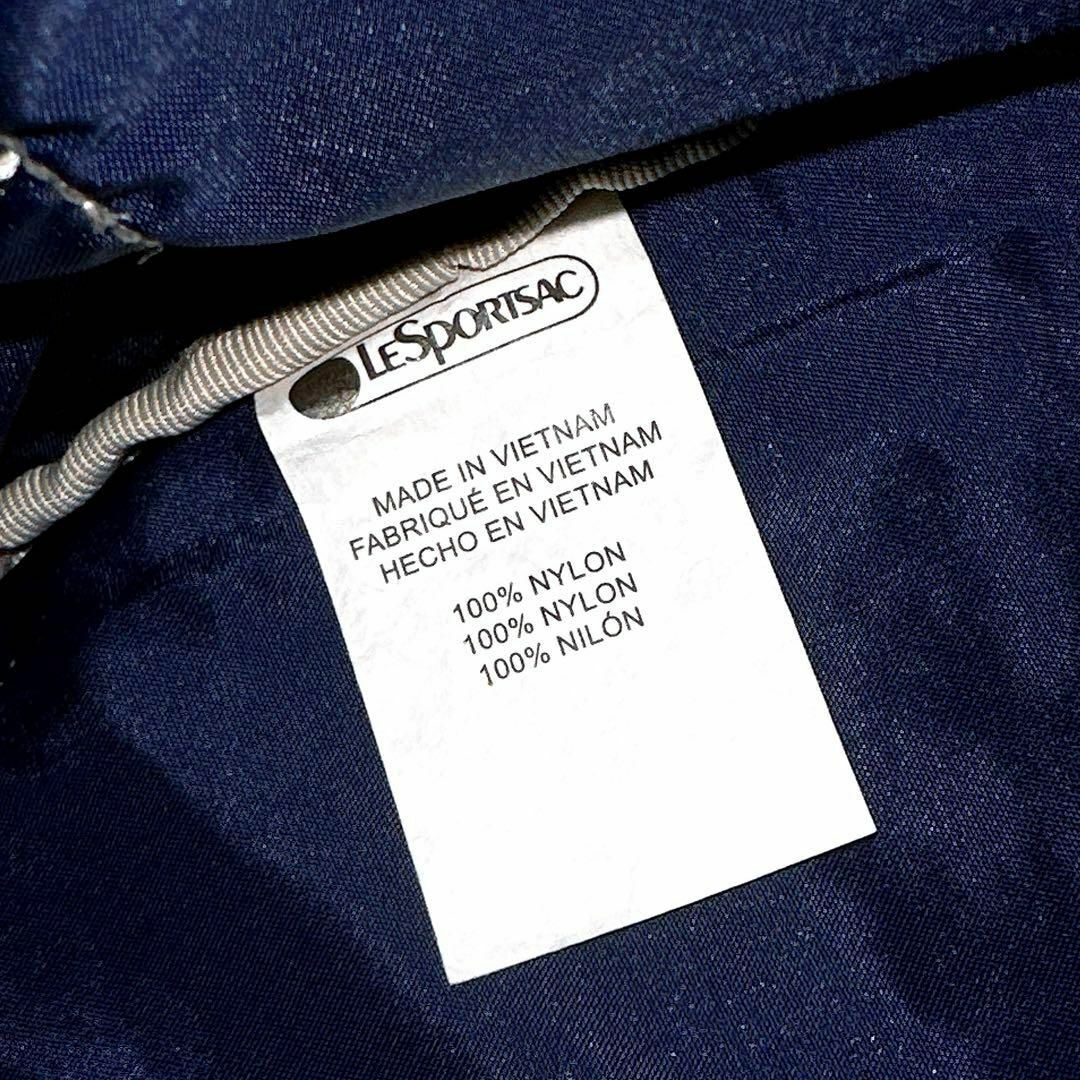LeSportsac(レスポートサック)の上品【レスポートサック】巾着 2way ショルダーバッグ 無地 ストライプ 紺 レディースのバッグ(ショルダーバッグ)の商品写真