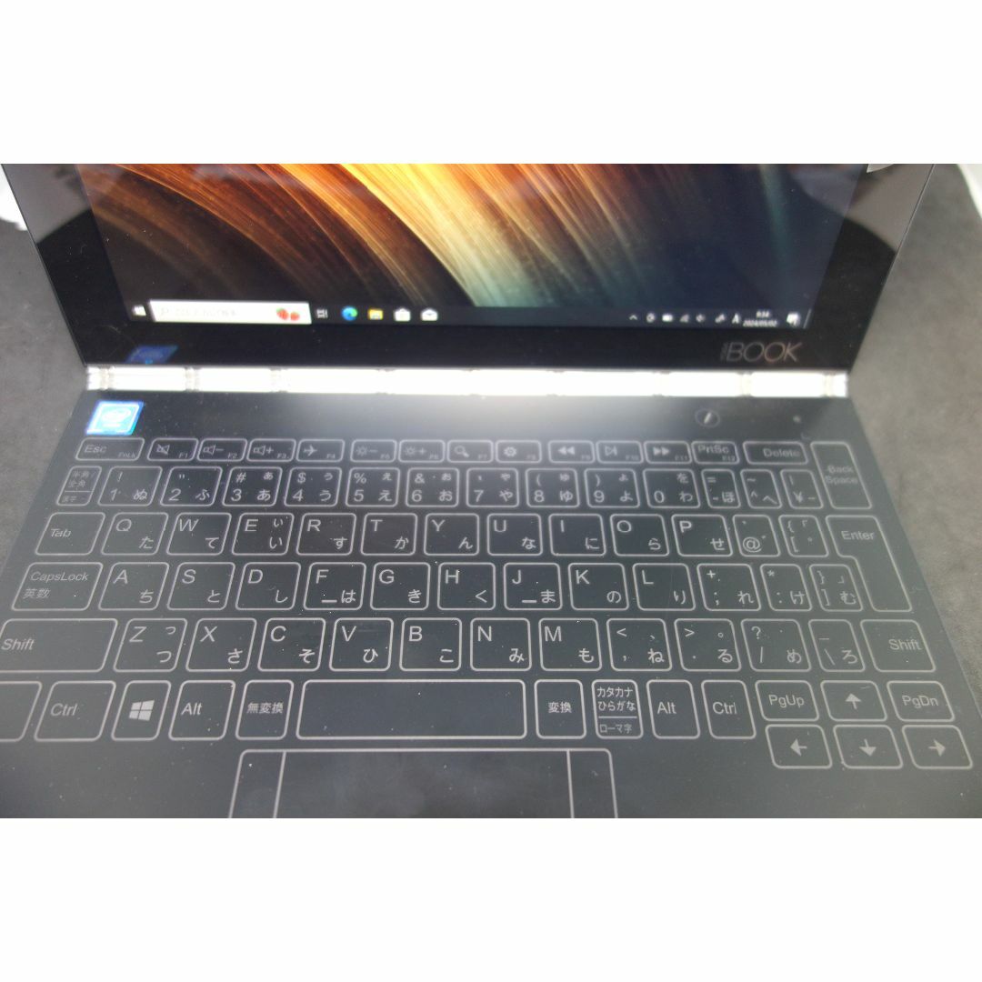 Lenovo(レノボ)の345)レノボ　YOGABOOK Windows　SIMフリー　YB1-X91L スマホ/家電/カメラのPC/タブレット(ノートPC)の商品写真