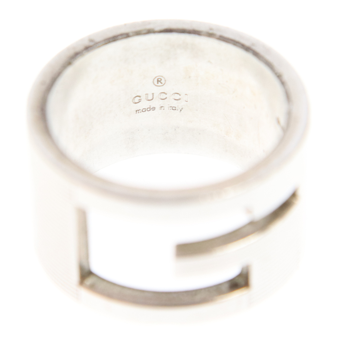 Gucci(グッチ)のGUCCI グッチ G 型抜き シルバーリング メンズのアクセサリー(リング(指輪))の商品写真