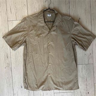 ユニクロ(UNIQLO)のUNIQLO シャツ(シャツ)