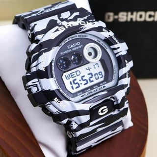 ジーショック(G-SHOCK)の◆美品 稼働 G-SHOCK 腕時計 タイガーカモ デジタル ライト メンズ p(腕時計(デジタル))