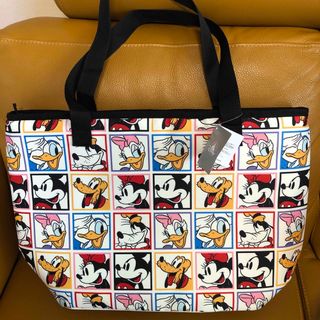 ディズニー(Disney)の【新品タグ付】ディズニー　クーラーバッグ(トートバッグ)