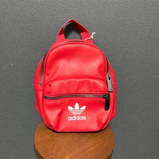 adidas - 新品タグ付き　アディダスオリジナルス　ミニリュック