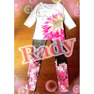 レディー(Rady)のRad上下セット！レディーエレフラデニムパンツ＆ビジューフラワー難あり格安！(セット/コーデ)