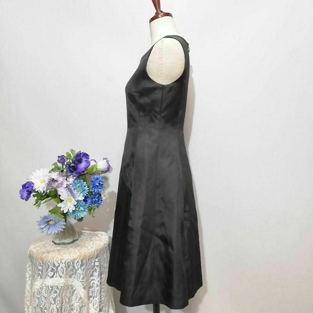 メトリーゼ　極上美品　ドレス　ワンピース　パーティー　Мサイズ　黒色 レディースのワンピース(ひざ丈ワンピース)の商品写真