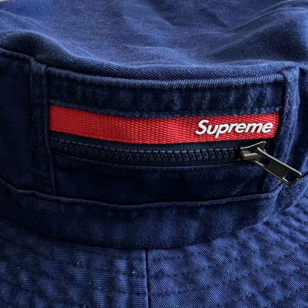 Supreme(シュプリーム)のM/L supreme シュプリーム Zip Pocket Crusher  メンズの帽子(ハット)の商品写真