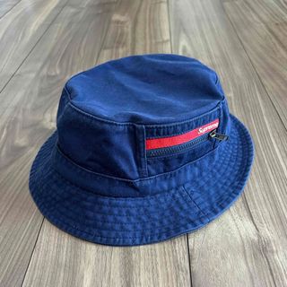 シュプリーム(Supreme)のM/L supreme シュプリーム Zip Pocket Crusher (ハット)