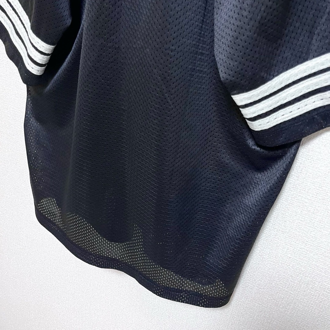adidas(アディダス)のUSA製 adidas Tシャツ ゲームシャツ メッシュ ブラック 両面ロゴ メンズのトップス(Tシャツ/カットソー(半袖/袖なし))の商品写真