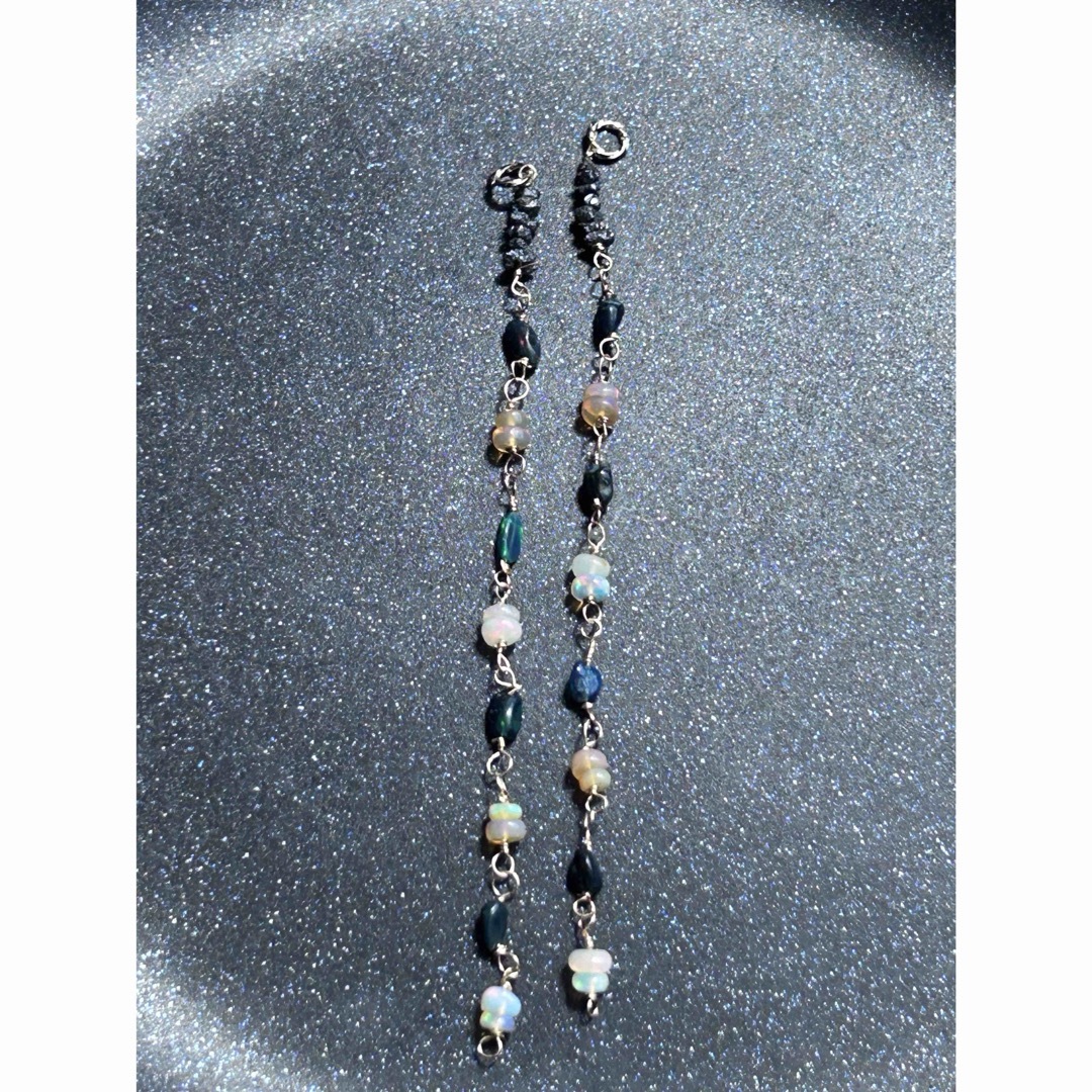 天然石　ブラックダイヤモンド　ブラックオパール　ロングチャーム レディースのアクセサリー(チャーム)の商品写真