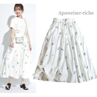 Apuweiser-riche - マーガレット刺繍スカート