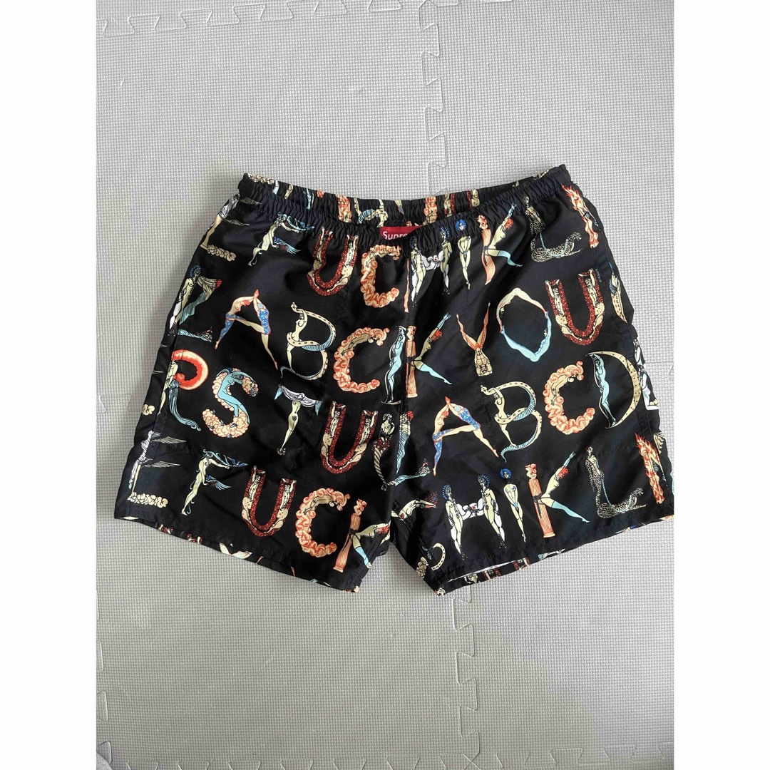 Supreme(シュプリーム)のsupreme alphabet water shorts S メンズのパンツ(ショートパンツ)の商品写真