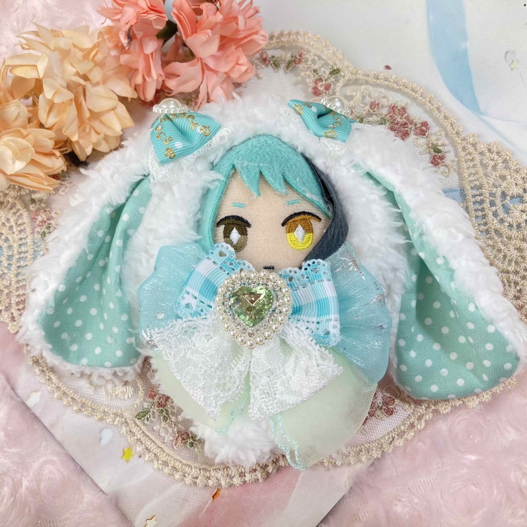 ハンドメイド 10〜13cm 着ぐるみ ぬい服 たれみみうさぎ ぬいぐるみ エンタメ/ホビーのおもちゃ/ぬいぐるみ(キャラクターグッズ)の商品写真