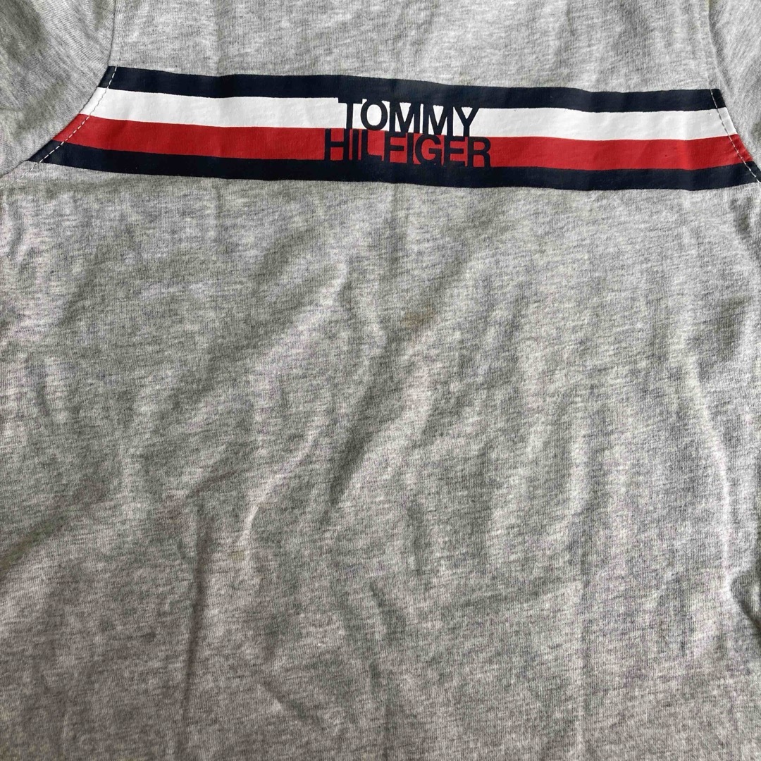 TOMMY HILFIGER(トミーヒルフィガー)のTommy Tシャツ　2枚 104 キッズ/ベビー/マタニティのキッズ服男の子用(90cm~)(Tシャツ/カットソー)の商品写真