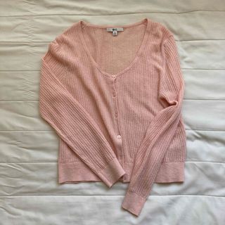 ユニクロ(UNIQLO)のUNIQLO C 人気色pinkカーデM(カーディガン)