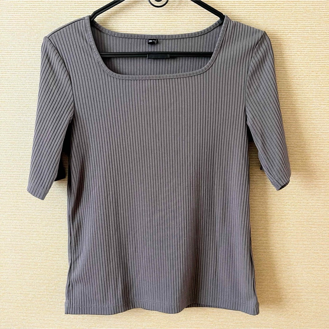 UNIQLO(ユニクロ)のUNIQLO ユニクロ Ｔシャツ 半袖 リブニット レディース レディースのトップス(Tシャツ(半袖/袖なし))の商品写真