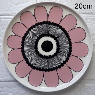 マリメッコ(marimekko)の②廃番 完売 限定 新品 未使用 マリメッコ ケスティト ピンク プレート(食器)