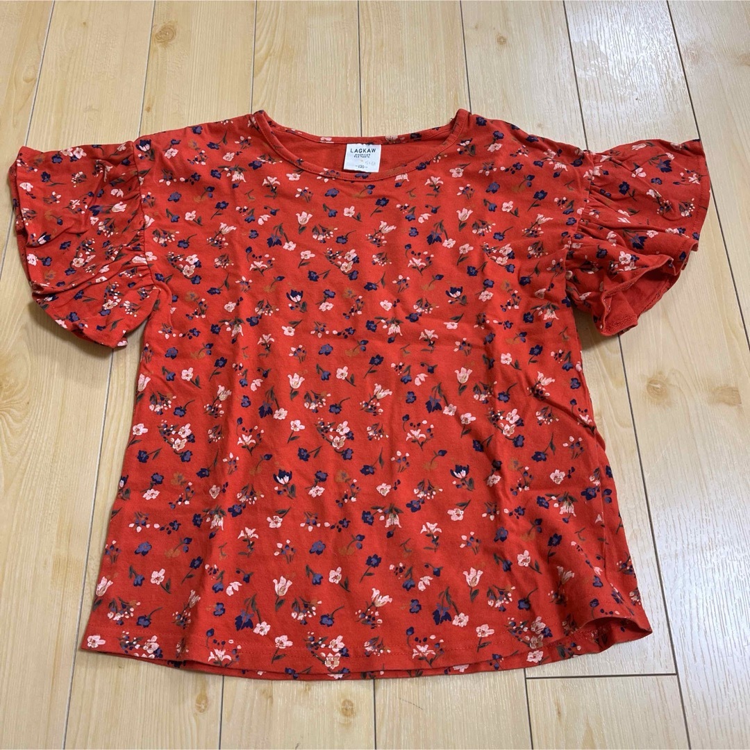 小花柄Tシャツ キッズ/ベビー/マタニティのキッズ服女の子用(90cm~)(Tシャツ/カットソー)の商品写真