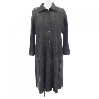 PLEATS PLEASE ISSEY MIYAKE(ひざ丈ワンピース ・ グレー/灰色 PLEATS PLEASE ISSEY MIYAKE(ひざ丈ワンピース ・ グレー/灰色