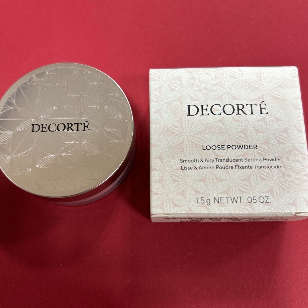 COSME DECORTE(コスメデコルテ)のコスメデコルテフェイスパウダー コスメ/美容のベースメイク/化粧品(フェイスパウダー)の商品写真