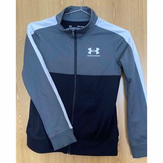 アンダーアーマー(UNDER ARMOUR)のアンダーアーマー　　ジップジャージ　140センチ(ジャケット/上着)