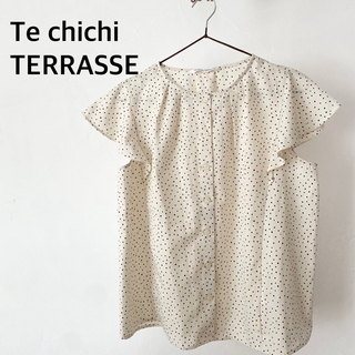 テチチ(Techichi)のテチチテラス　ホワイト系　ドット柄　シャツ　トップス　フリーサイズ(シャツ/ブラウス(半袖/袖なし))