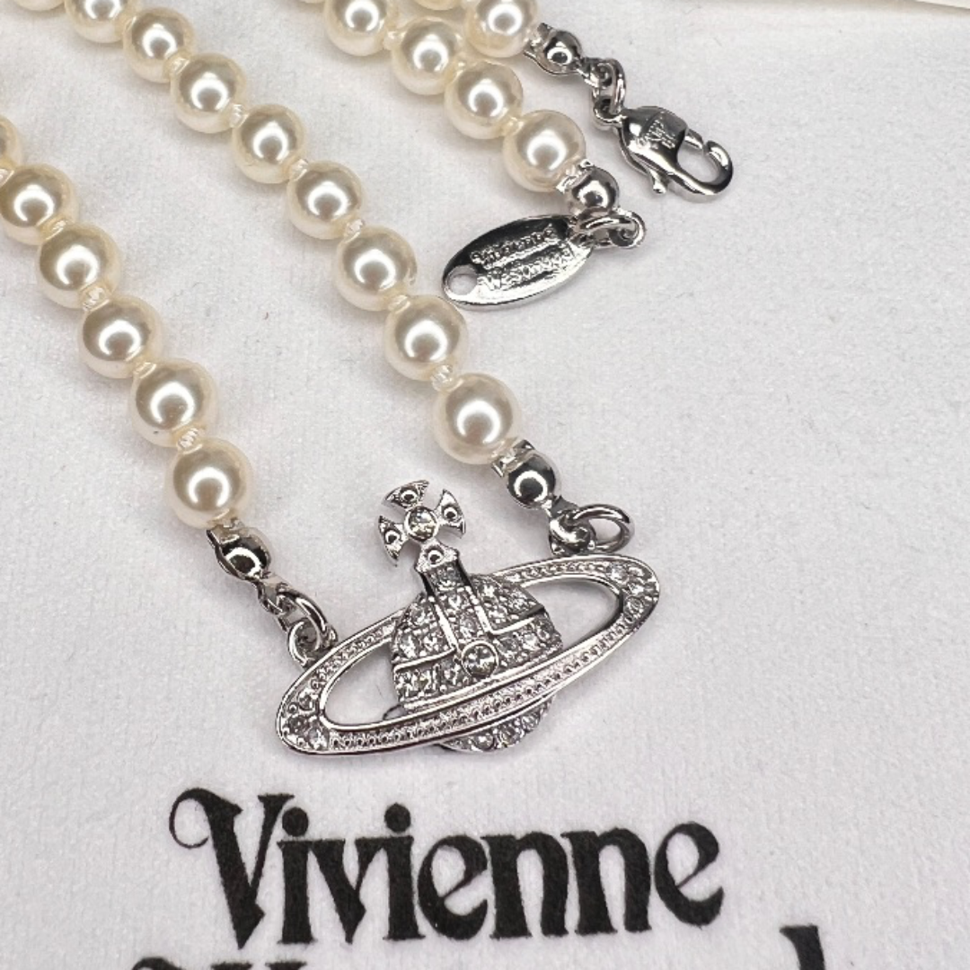 Vivienne Westwood - ヴィヴィアンウエストウッド 定番 パール Vivienne Westwood - ヴィヴィアンウエストウッド 定番 パール