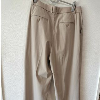 UNIQLO 丈長めXLタックワイドパンツ