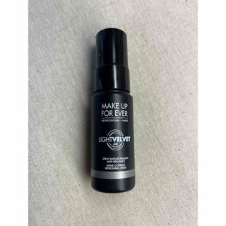 MAKEUPFOREVERメイクアップフォーエバー　ライトベルベットエア30ml