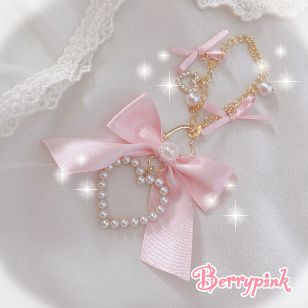 Berrypink♡量産型ハートパールとピンクリボンのバッグチャーム♡ ハンドメイドのアクセサリー(チャーム)の商品写真