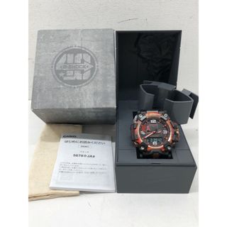 ジーショック(G-SHOCK)のCASIO(カシオ) G-SHOCK Gショック MUDMASTER マッドマスター 電波ソーラー 腕時計 40周年記念モデル / GWG-2040FR-1AJR 【64598-007】(腕時計(アナログ))