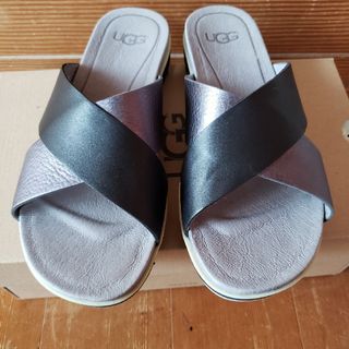 アグ(UGG)のUGG  サンダル  22cm(サンダル)