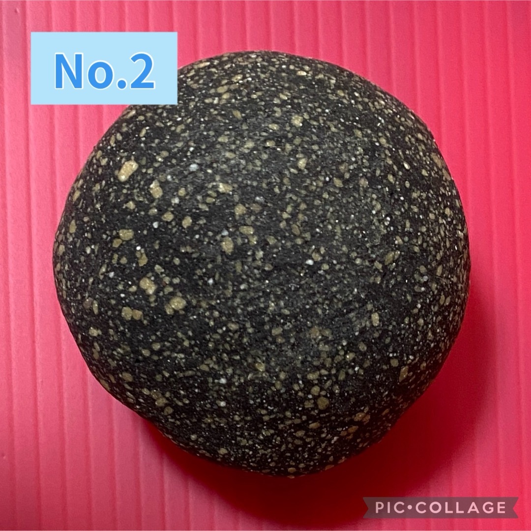 No.2 フランス海岸松樹皮末石鹸・備長炭　1個　147g ハンドメイドの生活雑貨(雑貨)の商品写真