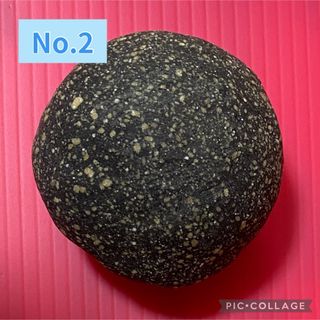 No.2 フランス海岸松樹皮末石鹸・備長炭　1個　147g(雑貨)