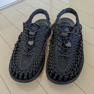 KEEN UNEEK キーン　ユニーク　サンダル