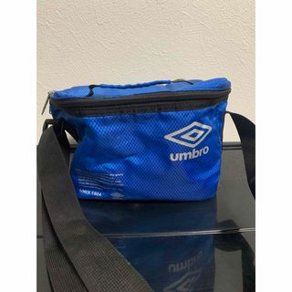 保冷バック　umbro 青　キッズ　サッカー　アンブロ