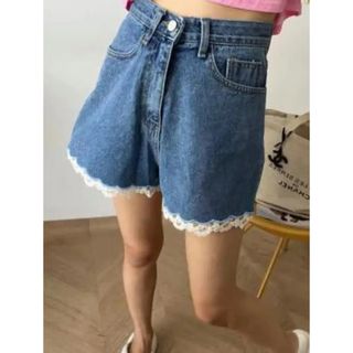 レースデニムショートパンツ　ブルー(ショートパンツ)