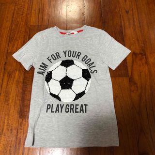 H&M サッカー　Tシャツ　スパンコール