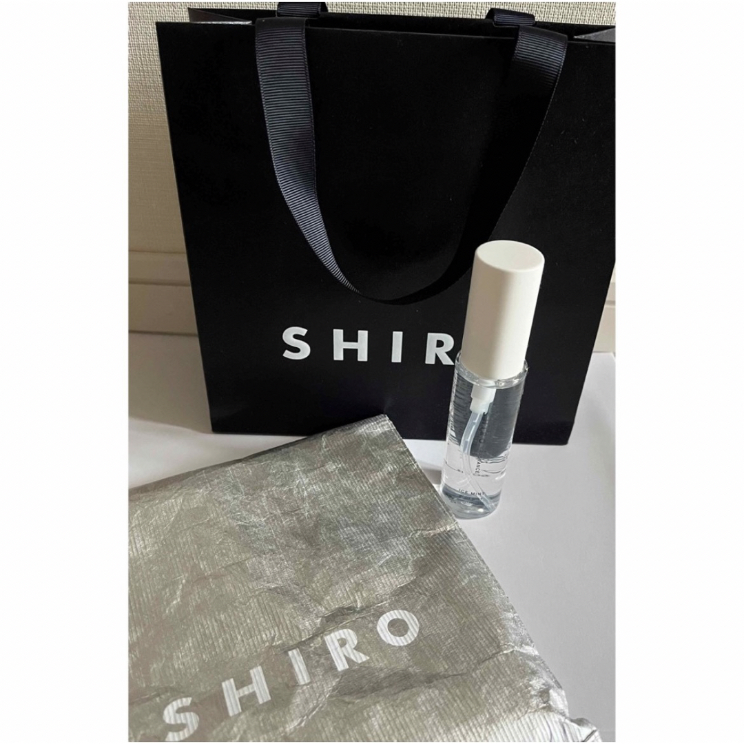 shiro(シロ)の新品 SHIRO アイスミント ボディミスト 50ml ショッパー付き コスメ/美容のボディケア(制汗/デオドラント剤)の商品写真