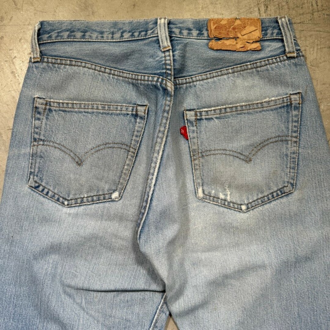 Levi's(リーバイス)の70's~80's Levi's 501 デニム 66後期 赤耳 実寸W28 USA製 メンズのパンツ(デニム/ジーンズ)の商品写真