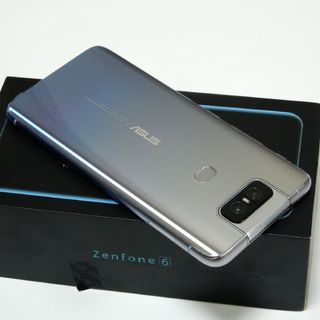 エイスース(ASUS)のSIMフリー日本版 ASUS Zenfone 6 256GB版(スマートフォン本体)